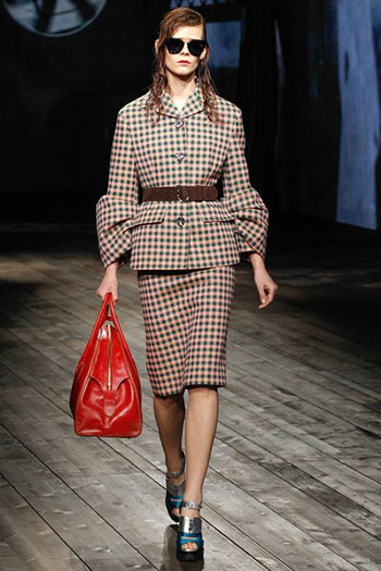 Prada Fall Winter Collection Fashion For Women Look 16