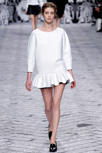 Viktor Rolf Fall Winter Fashion Trends For Women 14