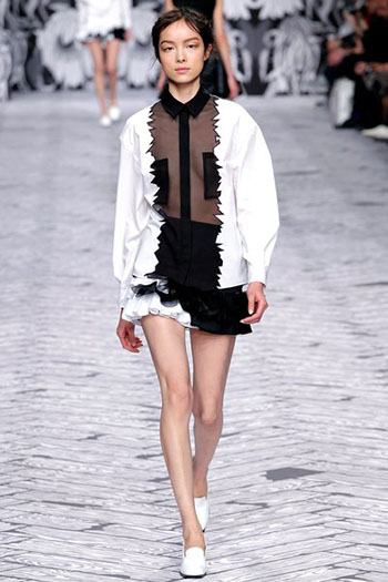 Viktor Rolf Fall Winter Fashion Trends For Women 31