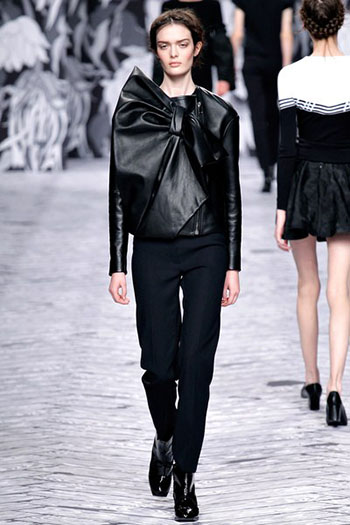 Viktor Rolf Fall Winter Fashion Trends For Women 8