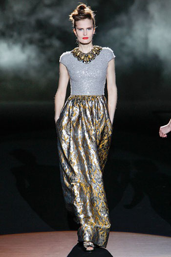 Badgley Mischka Fall Winter Fashion Women Look 12