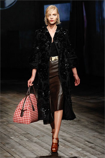 Lifestyle Prada fall winter womens wear fashion look 18