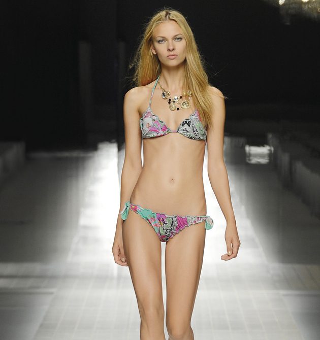 Swimwear Blumarine summer 2014 women swimsuits look 30