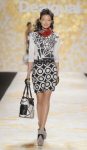 Fashion show Desigual fall winter womenswear look 2