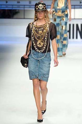 Moschino-fall-winter-2015-2016-for-women-28