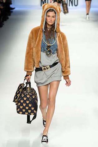 Moschino-fall-winter-2015-2016-for-women-39