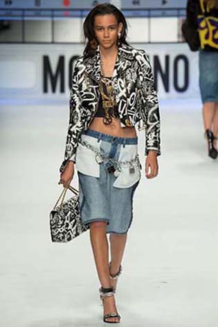 Moschino-fall-winter-2015-2016-for-women-46