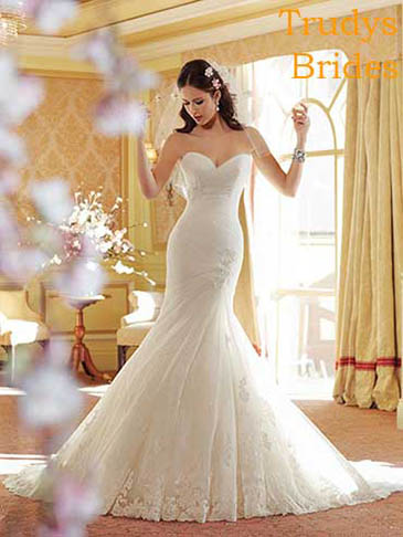 Trudys wedding spring summer 2016 curvy bridal 32