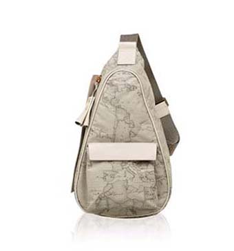 Alviero-Martini-bags-fall-winter-2016-2017-handbags-25