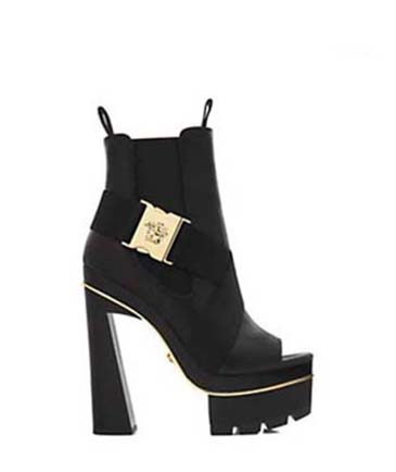 Versace-shoes-fall-winter-2016-2017-for-women-look-30