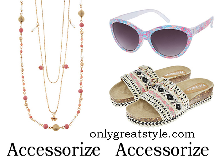 beachwear accessorize
