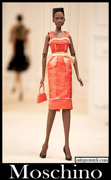 Fashion Moschino spring summer 2021 womens clothing 7 Fashion Moschino spring summer 2021 womens clothing 7
