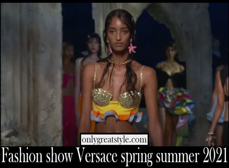 Fashion show Versace spring summer 2021