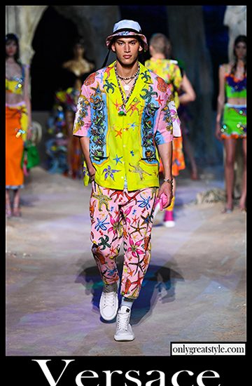 Fashion Versace spring summer 2021 mens clothing 13