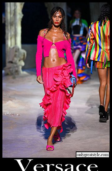 Fashion Versace spring summer 2021 womens clothing 3