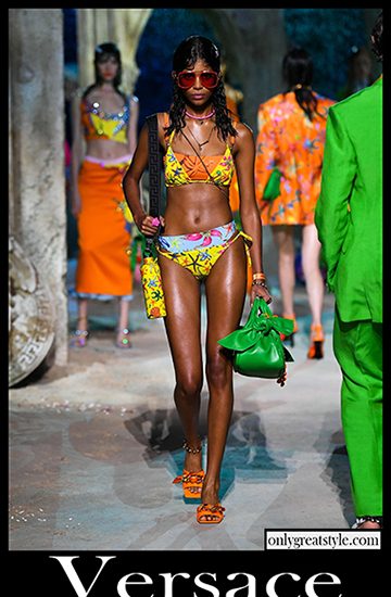 Fashion Versace spring summer 2021 womens clothing 8