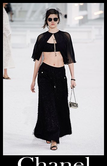 Fashion Chanel spring summer 2021 womens clothing 14