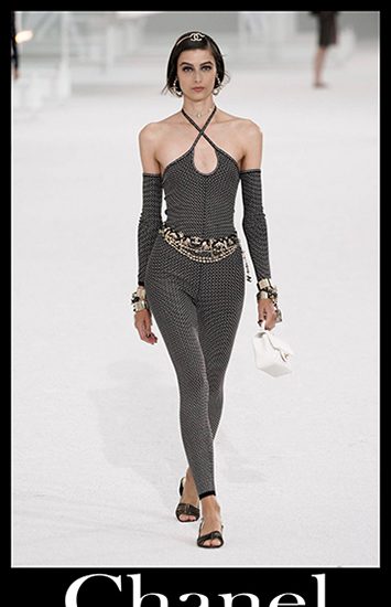 Fashion Chanel spring summer 2021 womens clothing 23