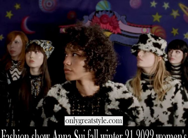 Fashion show Anna Sui fall winter 21 2022 womens