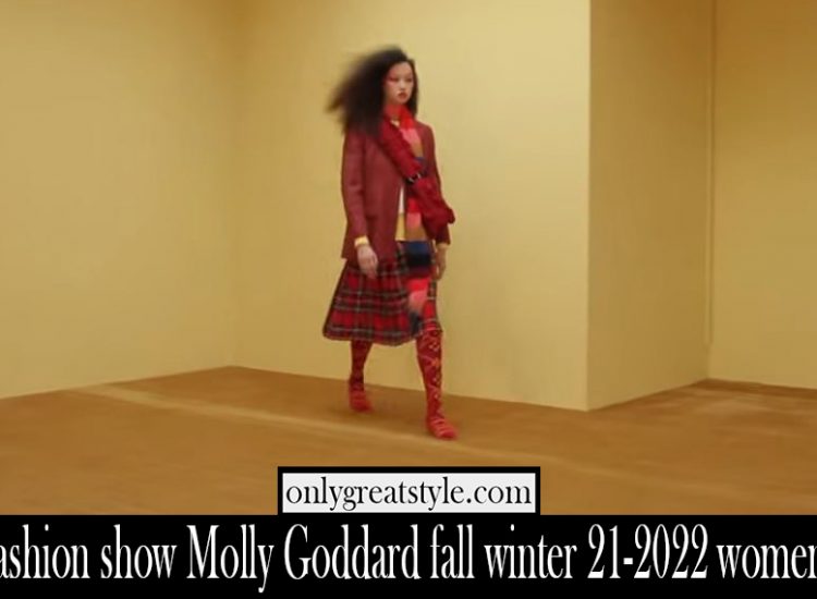 Fashion show Molly Goddard fall winter 21 2022 womens