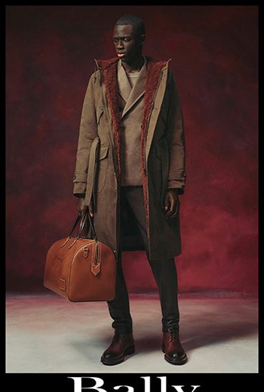 Fashion Bally fall winter 2021 2022 clothing collection 7