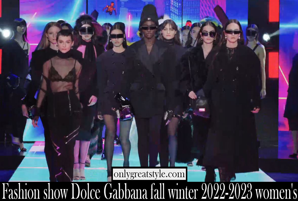 Fashion show Dolce Gabbana fall winter 2022 2023 womens