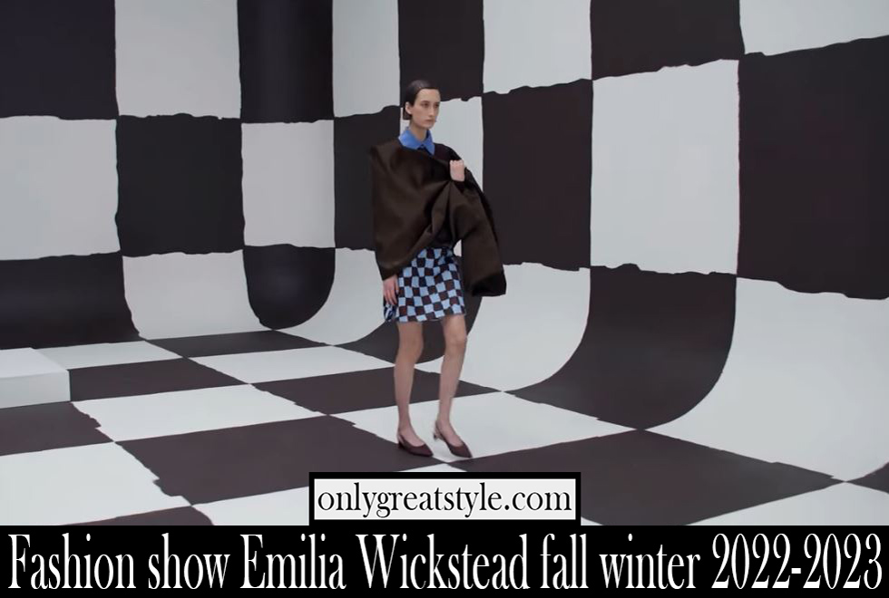Fashion show Emilia Wickstead fall winter 2022 2023