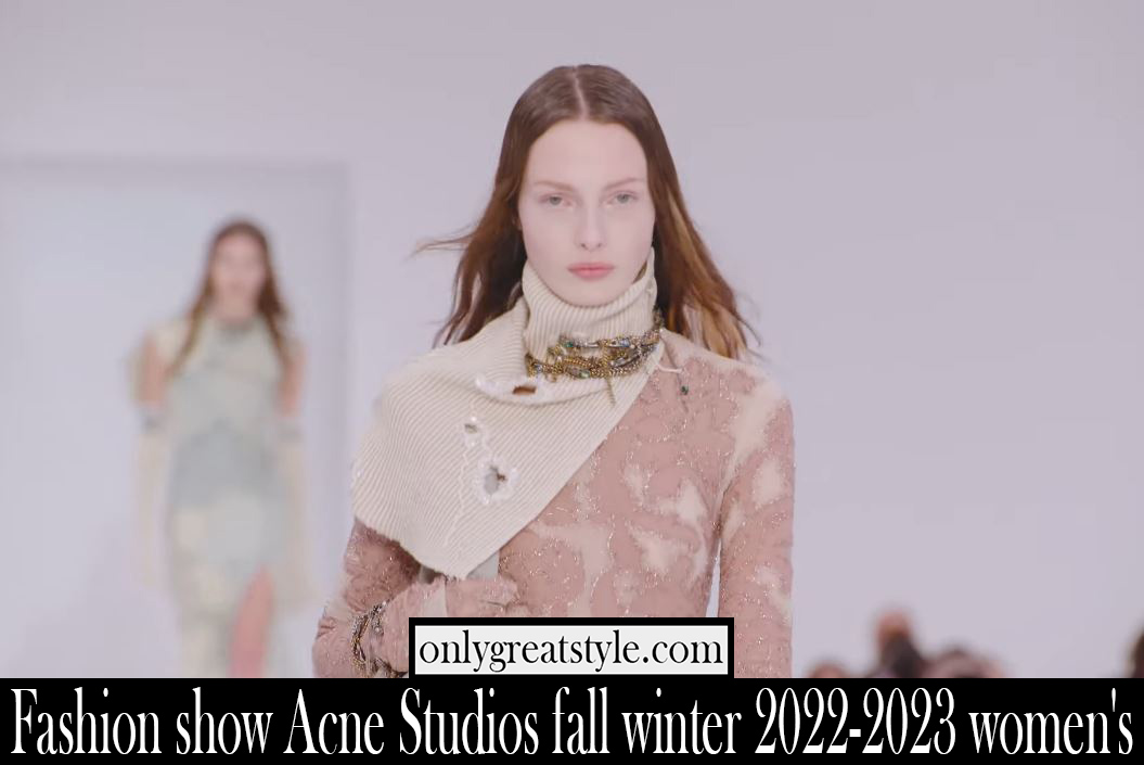 Fashion show Acne Studios fall winter 2022 2023 womens
