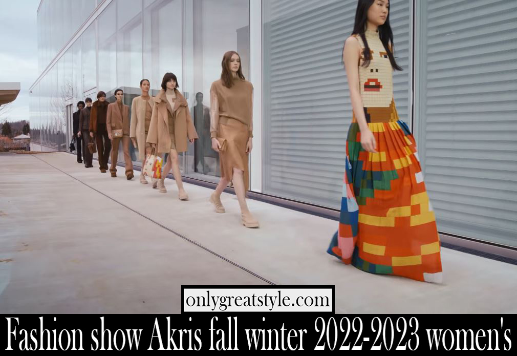 Fashion show Akris fall winter 2022 2023 womens Fashion show Akris fall winter 2022 2023 womens
