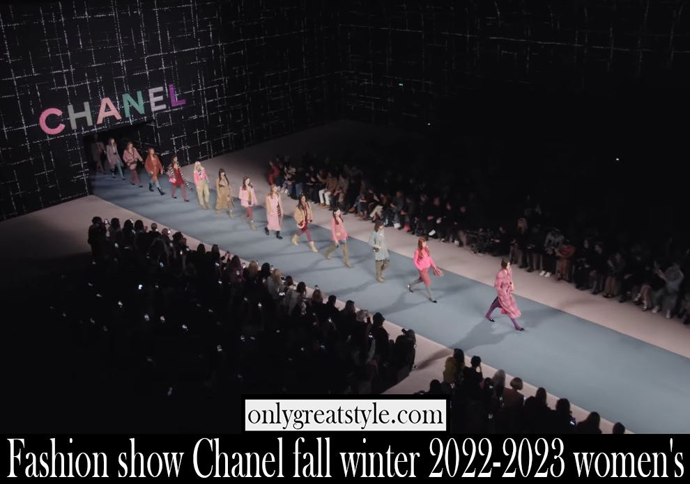 Fashion show Chanel fall winter 2022 2023 womens Fashion show Chanel fall winter 2022 2023 womens