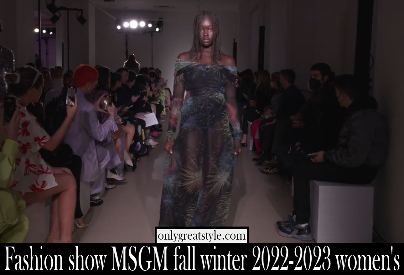 Fashion show MSGM fall winter 2022 2023 womens