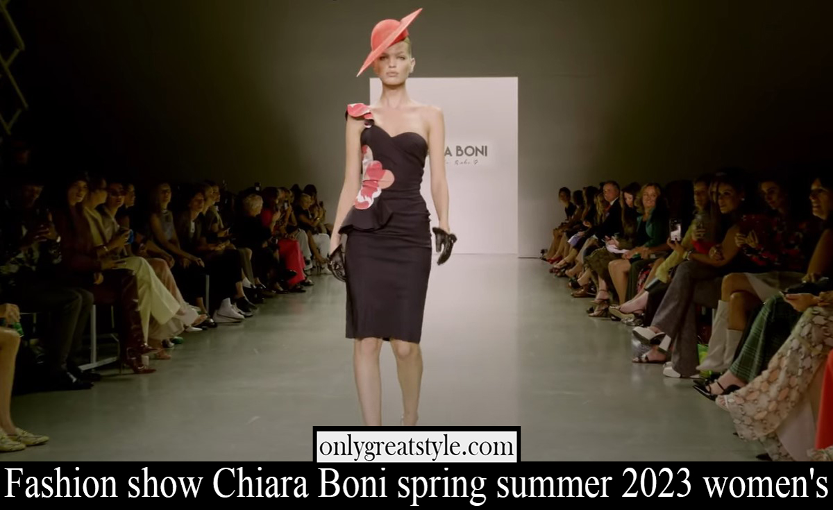 Fashion show Chiara Boni spring summer 2023 womens