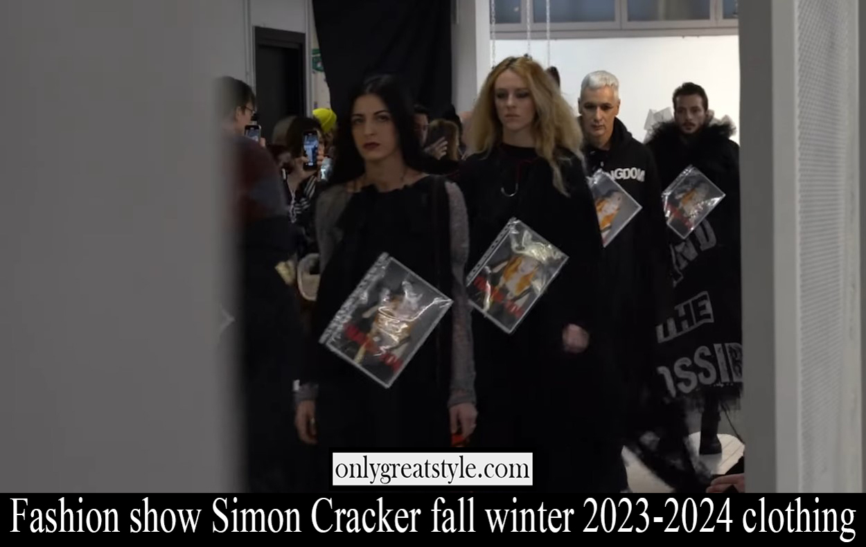Fashion show Simon Cracker fall winter 2023 2024 clothing