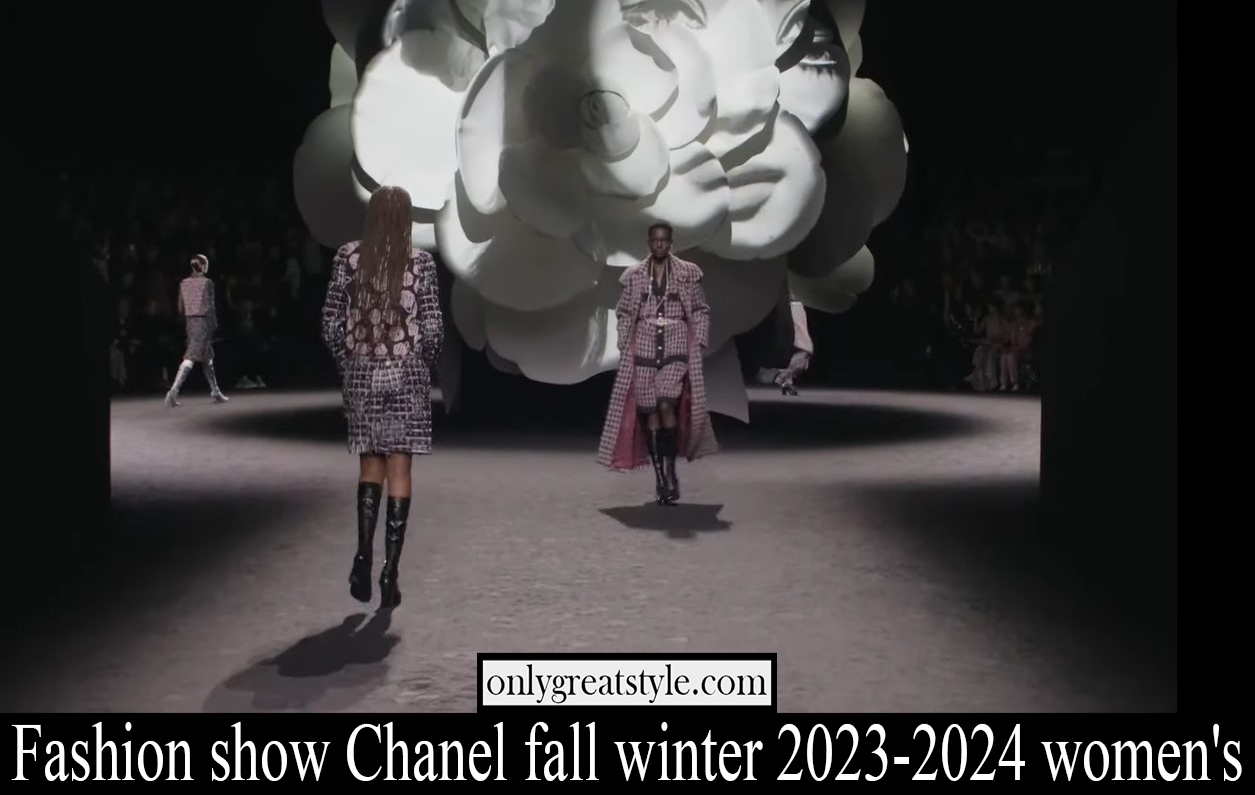 Fashion show Chanel fall winter 2023 2024 womens