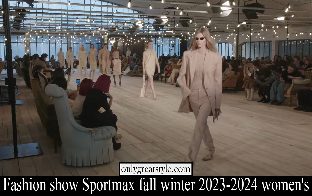 Fashion show Sportmax fall winter 2023 2024 womens