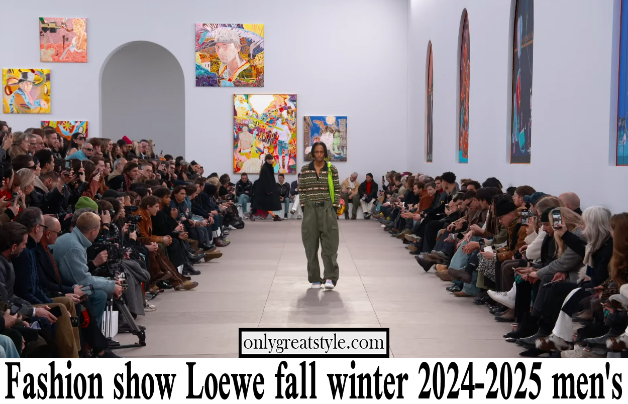 Fashion show Loewe fall winter 2024 2025 men's